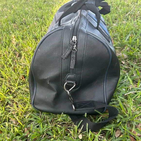 Ted Baker Black Duffel Bag with Blue Stripe - Picture 4 of 8